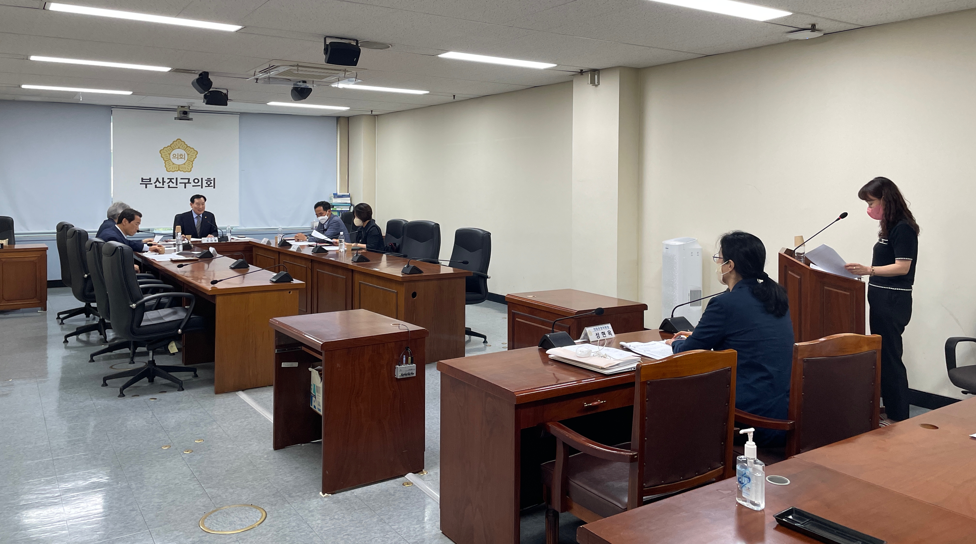 부산진구의회 공무국외출장 심사위원회 개최 1번째