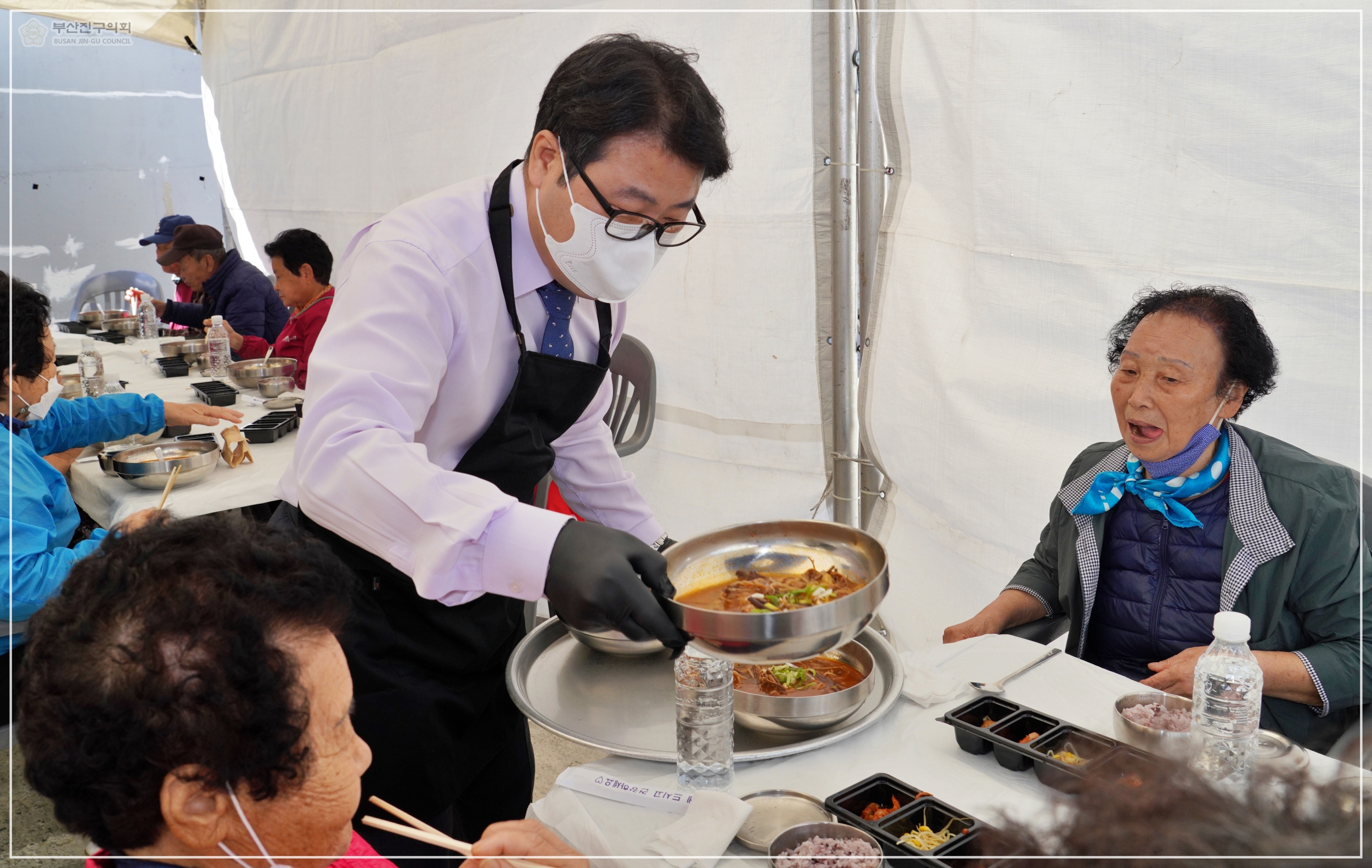 지역어르신 한 끼 나눔행사 참석 6번째